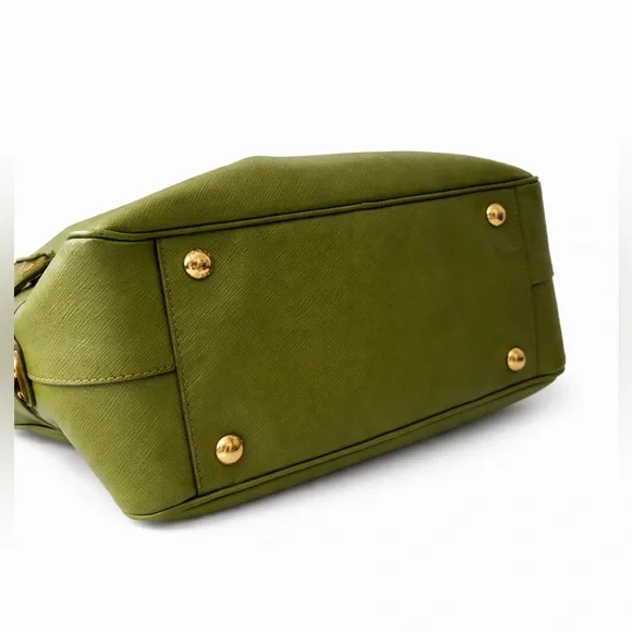 Prada Saffiano Lux Convertible Top Handle Bag – Green - Picture 4 of 8
